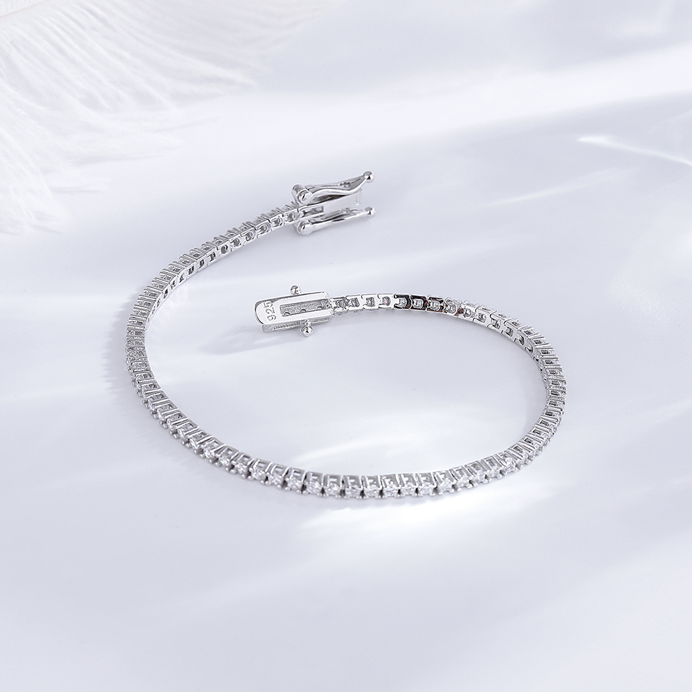 YLMyself 925 Sterling Silver T - Tennis Bracelet Cubic recensione e prezzo