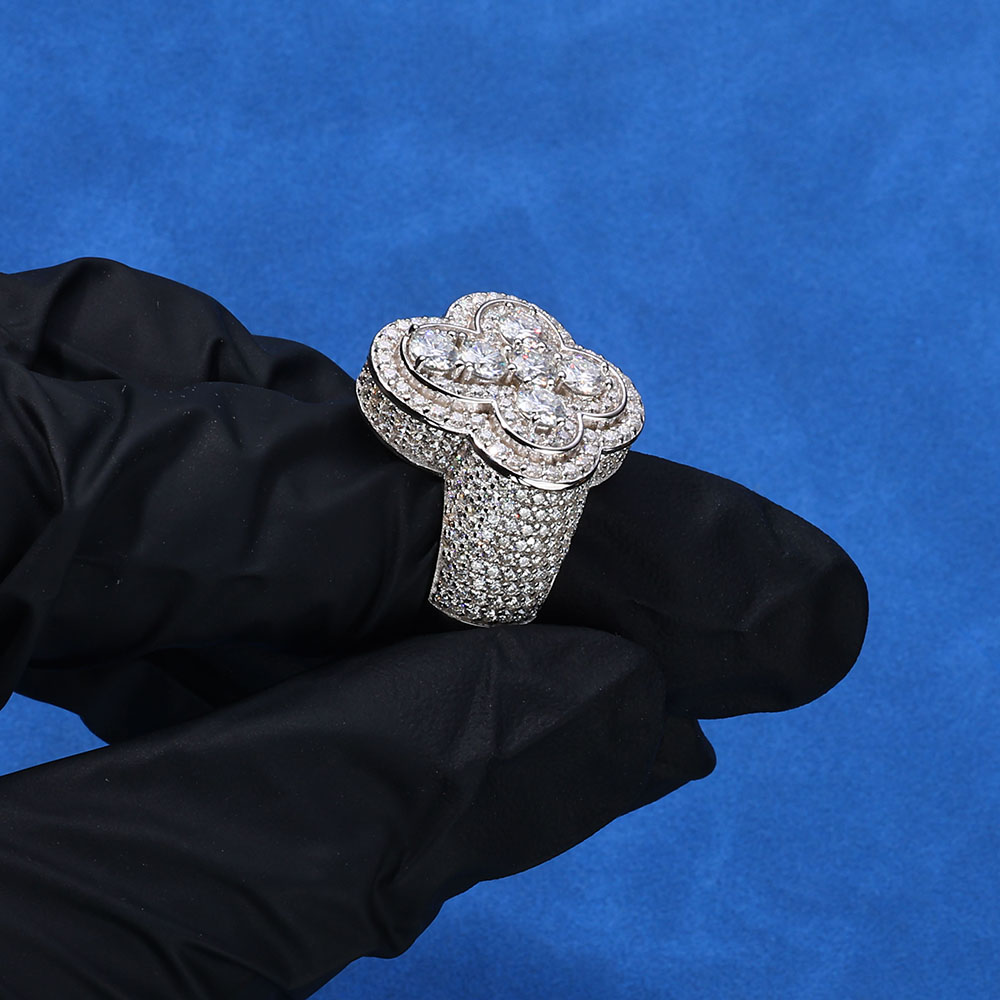 New Arrival HipHop Fine 925 Si - Moissanite Ring recensione e prezzo