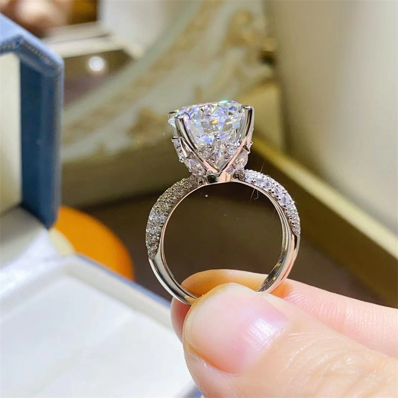 5 Carat D Color VVS1 Moissanit - Moissanite Ring recensione e prezzo