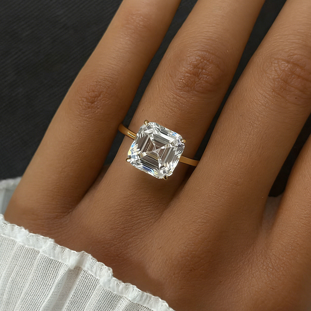 EWYA Asscher Cut 1/2/3/5CT 3EX - Moissanite Ring recensione e prezzo