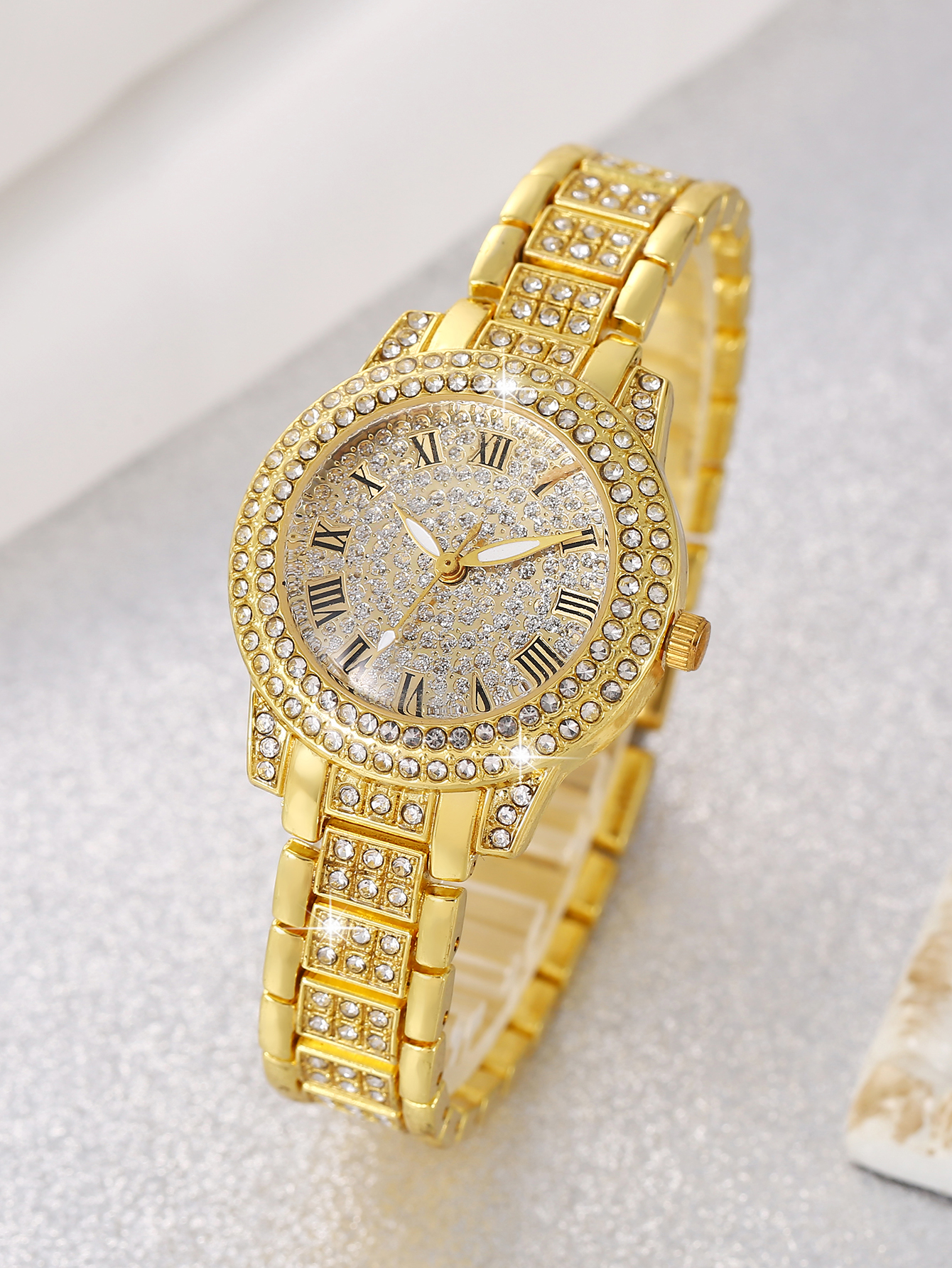 Fashionable Ladies round Shell - Jewelry Watches For Ladies recensione e prezzo